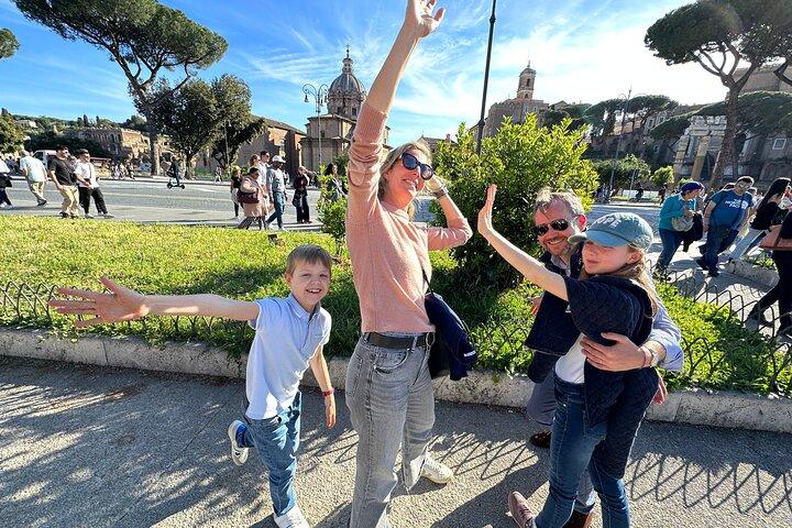Kid Friendly Guided Tour of Rome Colosseum & Forums
