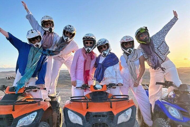 Agafay Desert: Camel and Quad Bike with Chouf L’Or Dinner