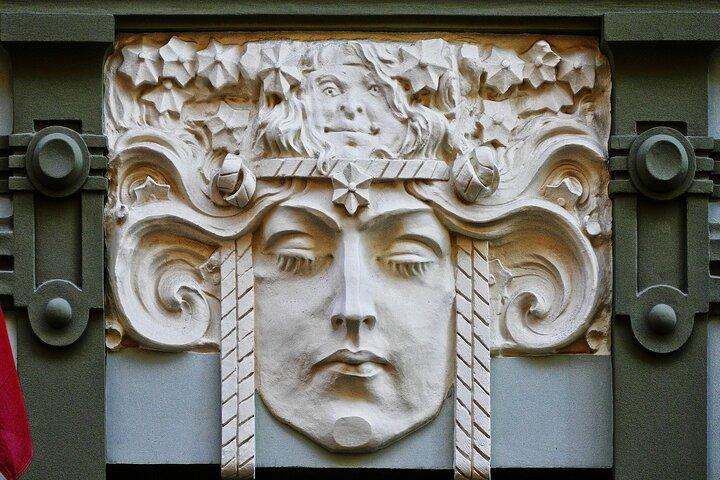 Small Group Art Nouveau walking tour 2h