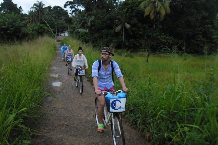 Half-Day Lagoon and Village Cycling Tour in Galle