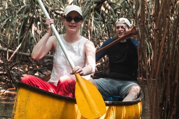 Unawatuna Lagoon Canoeing Excursion