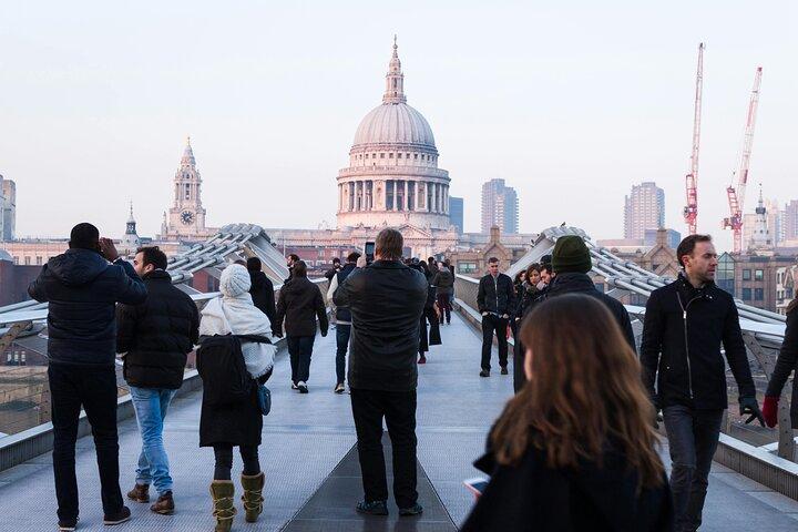 Uncover London from Big Ben to Royal Residences with Mobile App