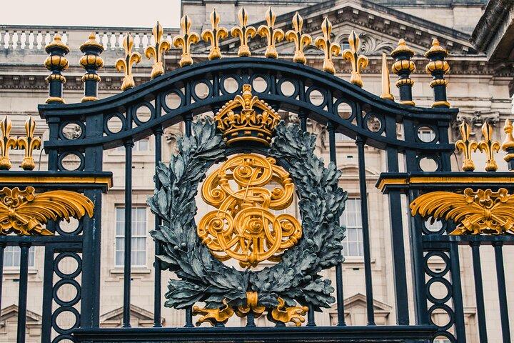 Uncover London from Big Ben to Royal Residences with Mobile App