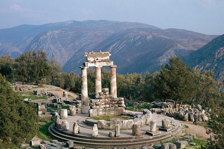 Private 10-Hour Tour: Explore Delphi & Thermopylae from Athens