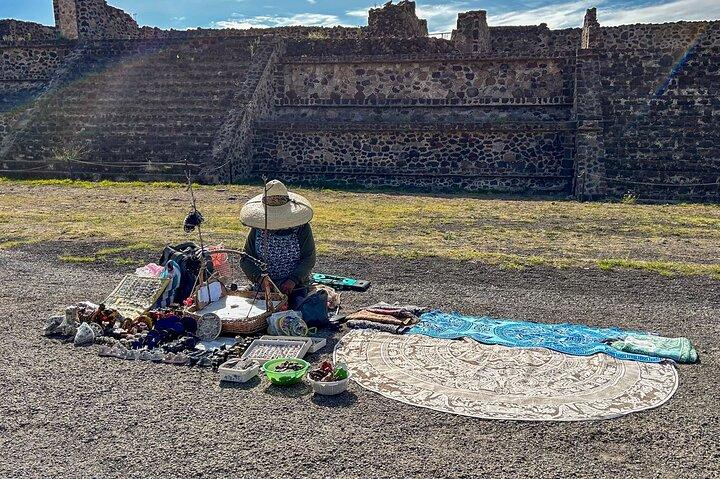 Teotihuacan Pyramids Skip-the-line Ticket
