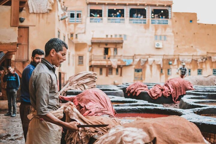 Fes: Royal Palace, Madrasa, Tannery & Souks and Medina Tour
