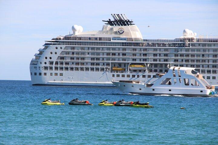 New Jetski Adventure in Cabo San Lucas Bay with Hotel Pickup 1hr