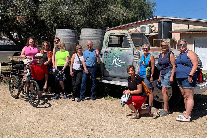 "Bike 2 wine", Exploring vineyards on a bike