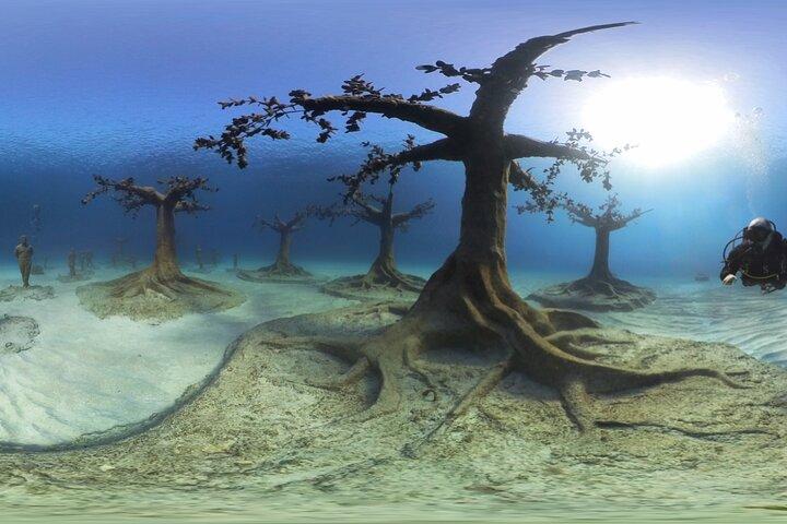 Musan Underwater Park with private Guide- no certification needed