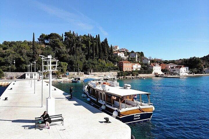 Dubrovnik to Koločep Island Ferry Scenic Transfer