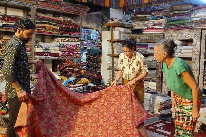 Jaipur Women Crafts and Shopping Tour