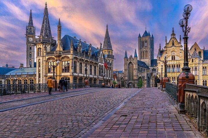 Ghent Walking Tour with Audioguide on Your Smartphone