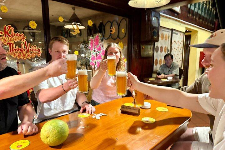 Ho Chi Minh City : Saigon Craft Beer & Local Food Tour By Scooter