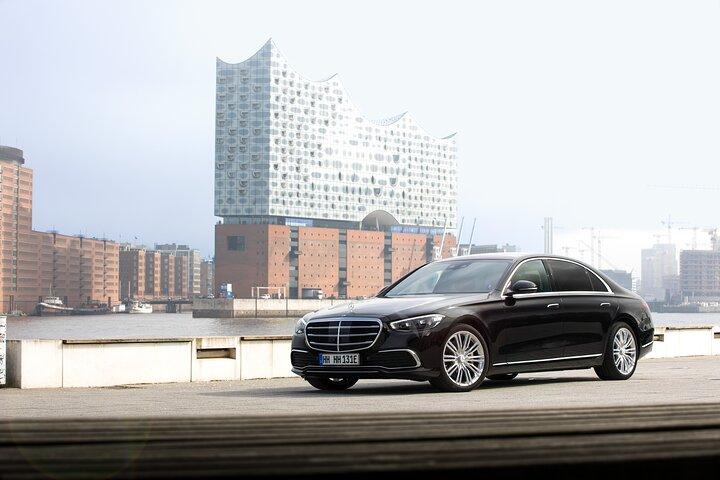 Private sightseeing tour with a Mercedes S-Class