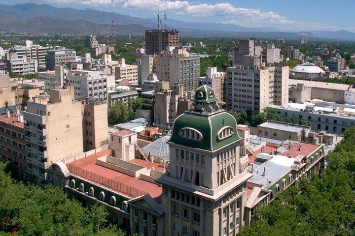 Mendoza City tour with visit to General San Martin Park