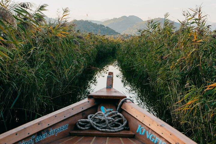 Skadar Lake National Park: Private Guided Tour to Kom Monastery