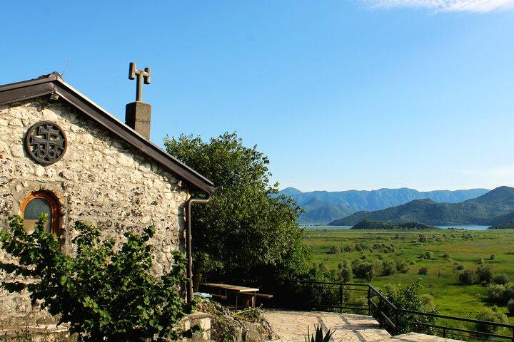 Skadar Lake National Park: Private Guided Tour to Kom Monastery
