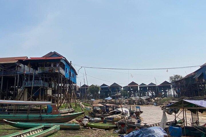 Half Day Kampong Phluk Floating Village and Flooded Forest Tour