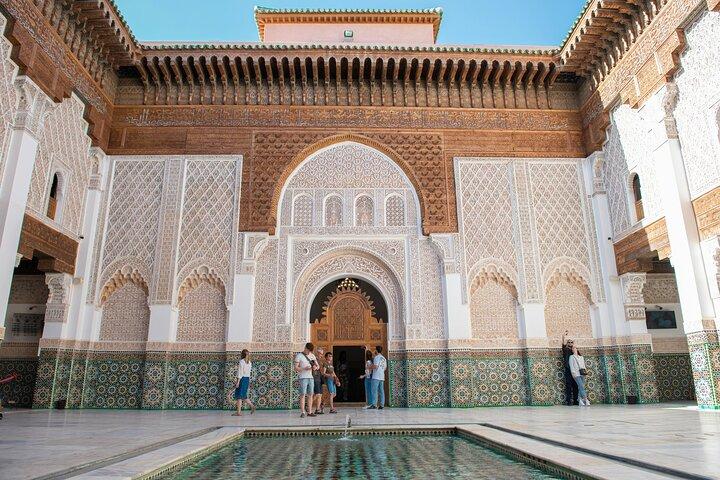 Marrakech: Madrasa Ben Youssef, Jardin Secret, Souk & Medina Tour