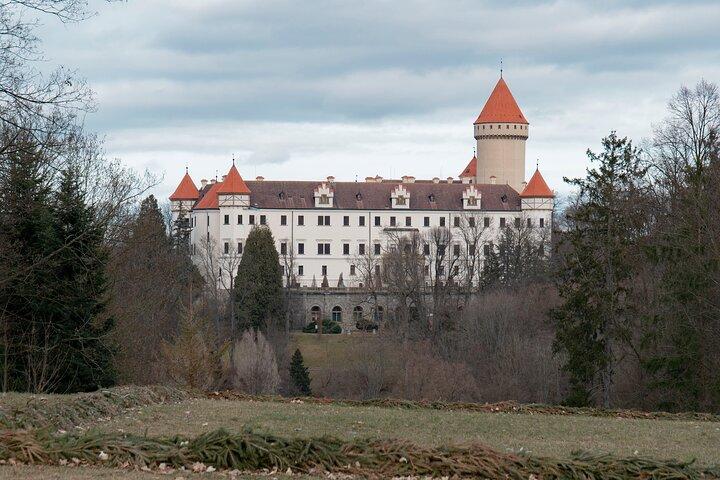 PRIVATE Tour to Konopiste Castle from Prague Admission Included