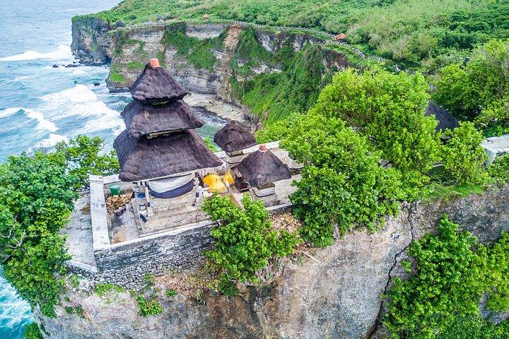 Uluwatu Temple Sunset and Kecak Fire Dance