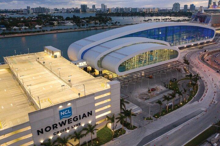 Port of Miami | Airport | Hotel | Private Transfer SUV