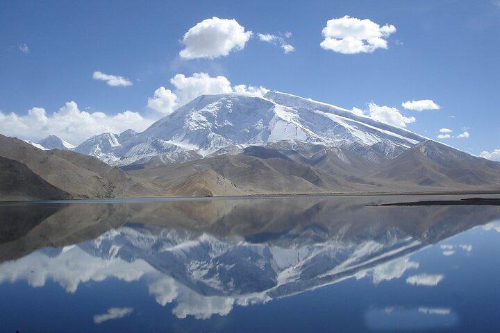 2 Day Tour to Tashkorgan with Baisha Lake and Karakul Lake