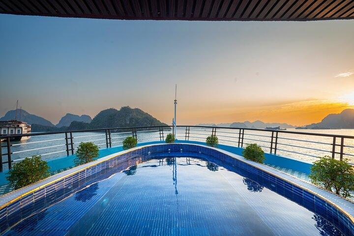 2D1N Lan Ha Bay Excursion by Dragon Bay Premium Cruise