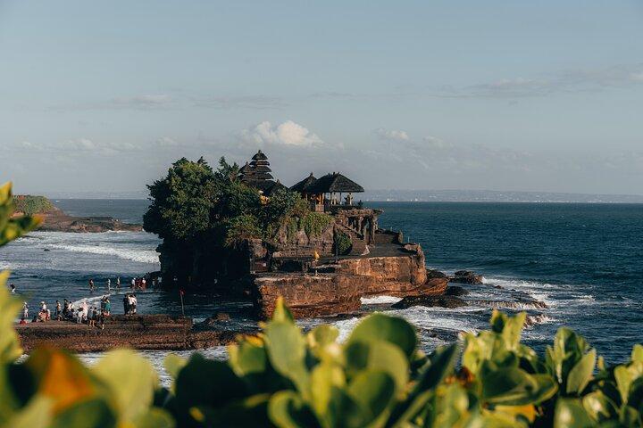 Bali Tanah Lot, Jatiluwih Rice Terraces, and Ulun Danu Beratan
