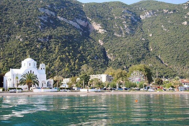 Private Transfer from Athens to Kamena Vourla