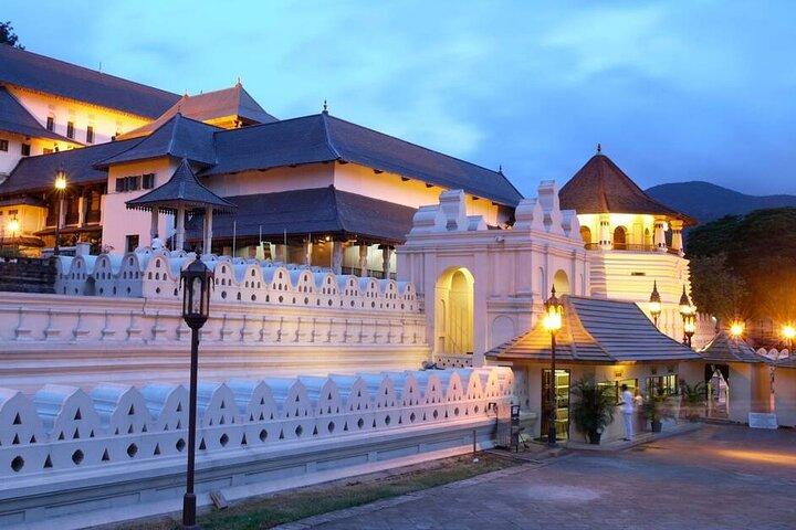 Best of Sri Lanka 10 Days All Inclusive Luxury Private Tour