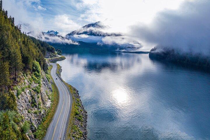 Best of Sitka Land Tour / Bears, Raptors, Totems