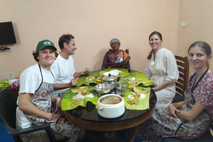 Kerala Traditional Village Cooking Class in Munnar