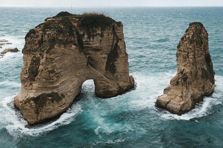 Raouche Rocks Luxury Yacht Rental