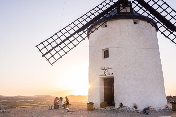 Madrid: Private Toledo & Windmills of Don Quixote Tour