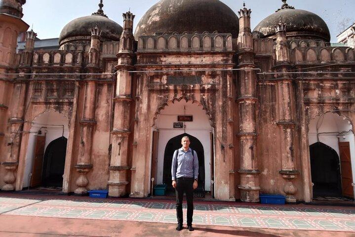 Discover Dhaka City Like a Local