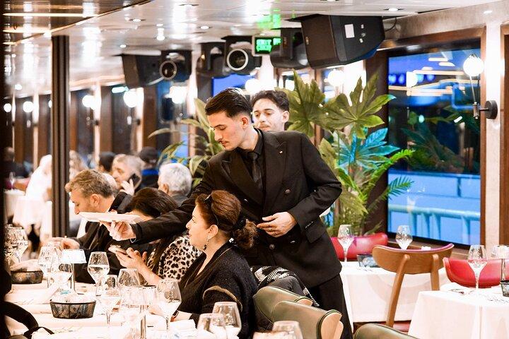 Butalux - Bosphorus Luxury Dinner Cruise
