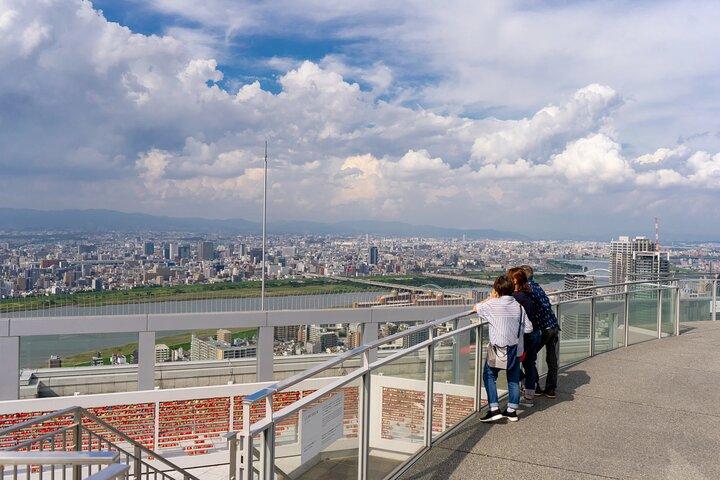 Umeda Sky Building and Kuchu Teien Observatory Ticket