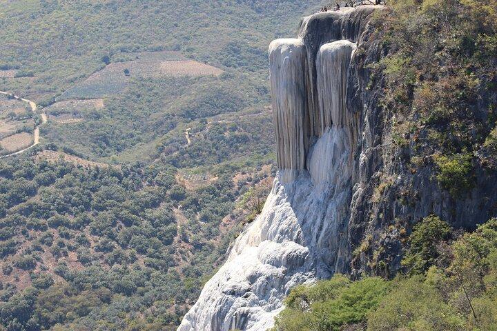 Tour Ruta Hierve el Agua, Tule, Mitla, Teotitlan and Mezcal