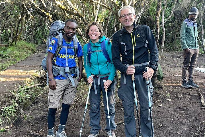 Day trip Materuni watsrfalls and chemka hotsprings tour