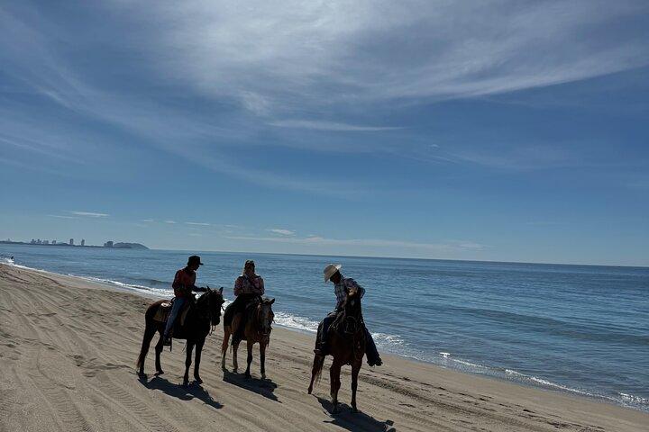 Horseback riding & Temazcal combo with lunch and mezcal tour