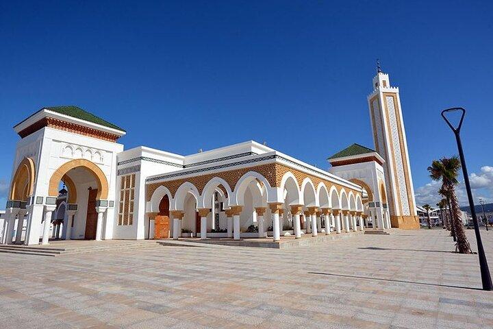 Tangier Private Cruise Tour: Camels Ride , Kasbah , Markets