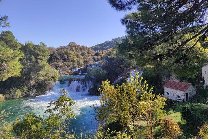 Krka Waterfalls Tour-Trip from Split and Skradin City Sightseeing