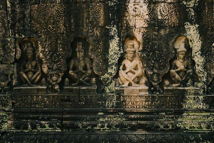 Banteay srei and Angkor Grand Circuit with Tour Guide