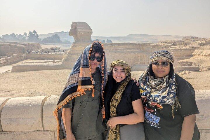 Private Full-Day Tour to Giza Pyramids,Sphinx,Memphis, & Saqqara