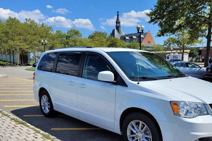 XL Mini Van from EWR Airport to Cape Liberty Cruise Terminal