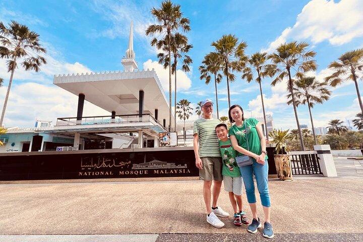 4 Hours Batu Caves and Kuala Lumpur Private Tour