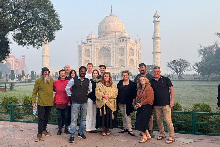 Taj Mahal Skip the Line Private Guided Tour