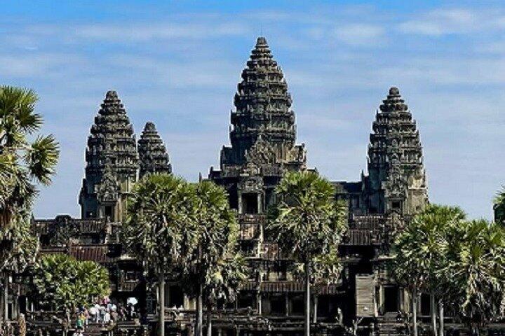 Private Angkor Wat Sunrise Tour from Siem Reap