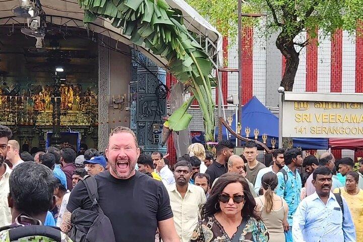 Lion City Legends & Hidden Gems: A Day You Won't Forget